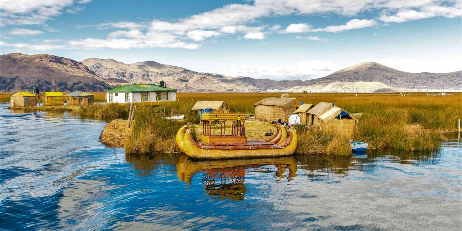 Barche di totora sul Lago Titicaca