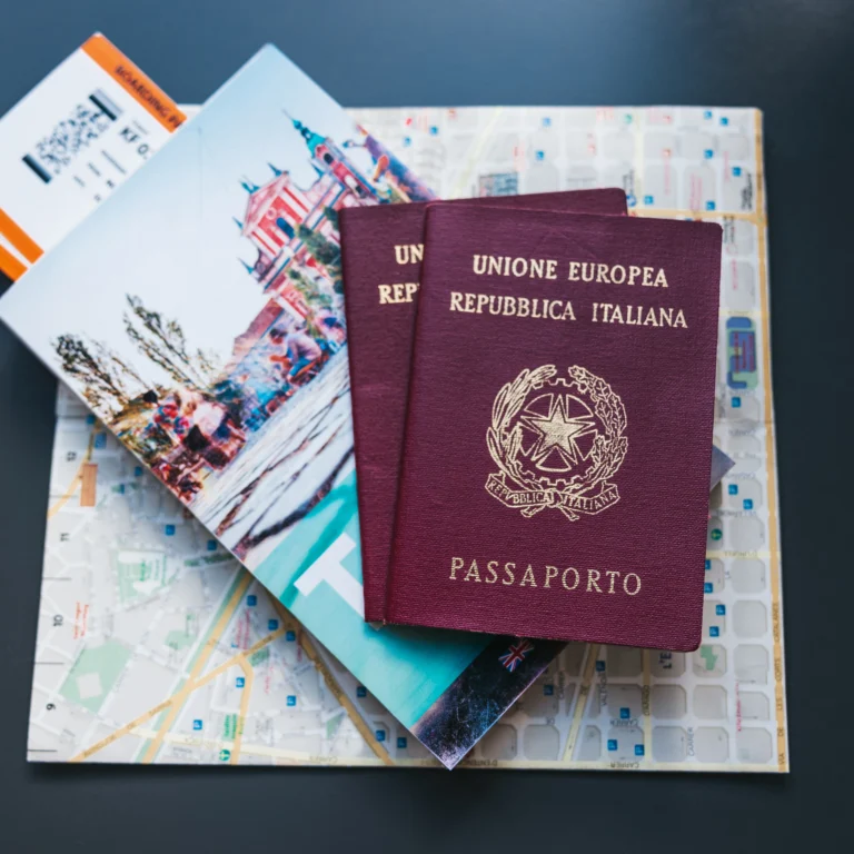 serve il passaporto per il montenegro?