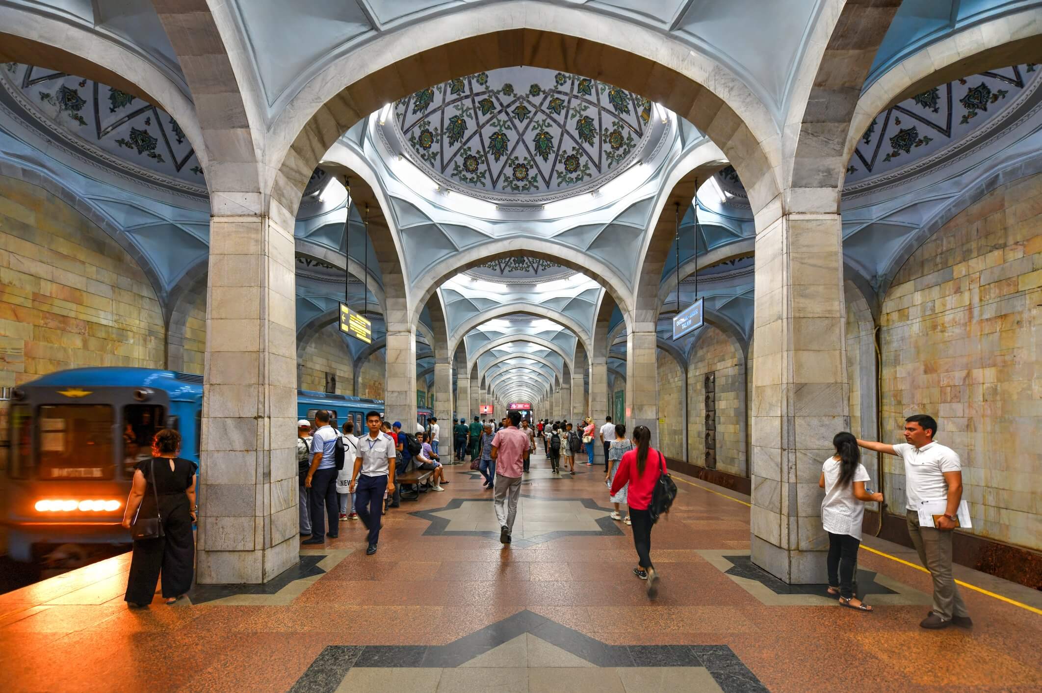 Metropolitana di Tashkent